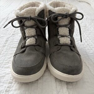 Sorel Explorer Next Carnival Waterproof Boots - Women’s Size 6 - Great Condition